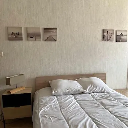 Le Studio: Agreable Logement Apartment *